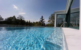 Villa Bauhaus Wellness Apartman